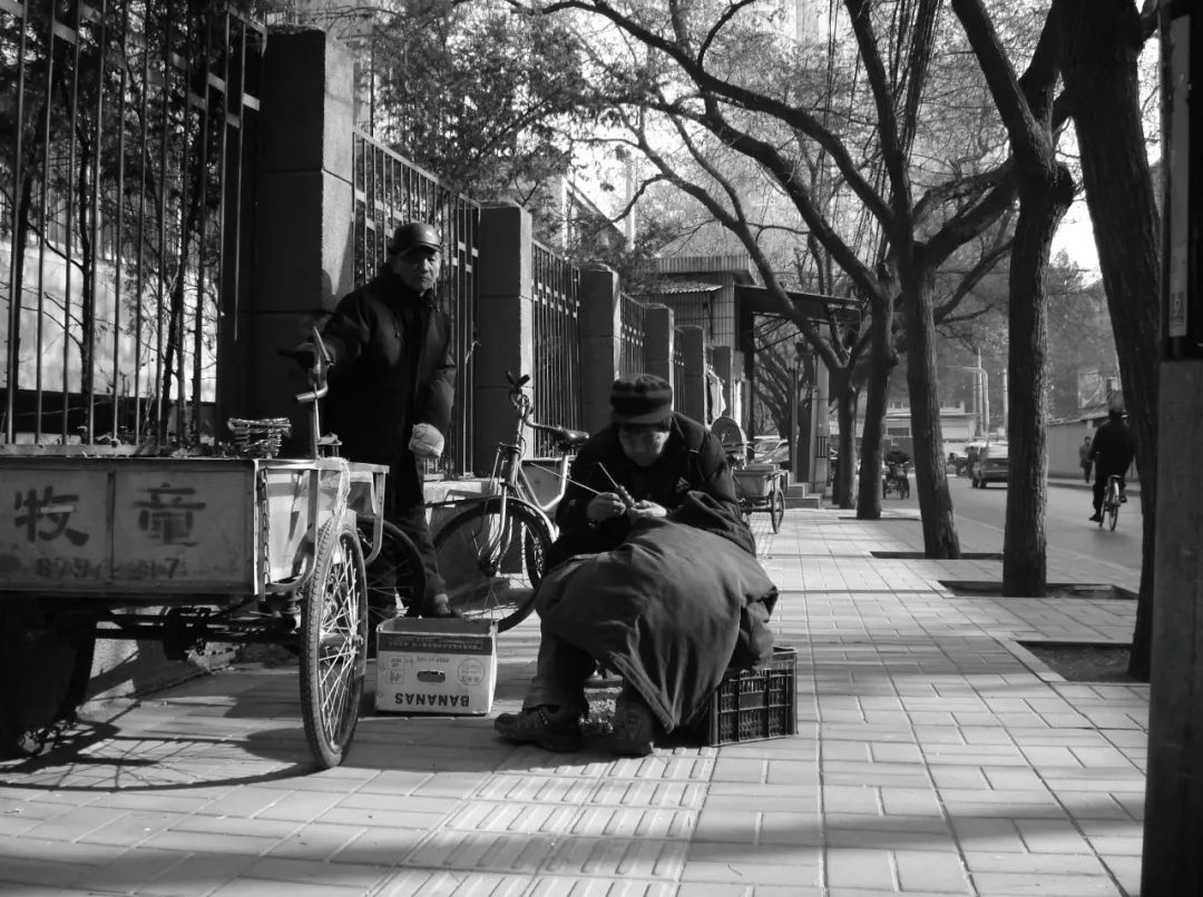 西餐刀和中餐刀的区别_西餐刀的用法_西餐中两个刀